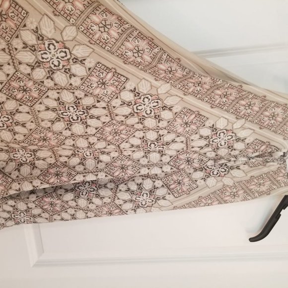 Long Top - Picture 2 of 3